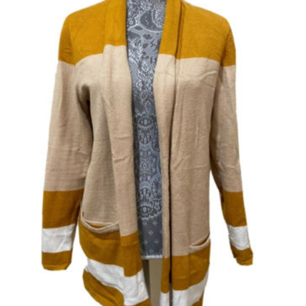 Keep warm in the office while looking cool with this cardigan